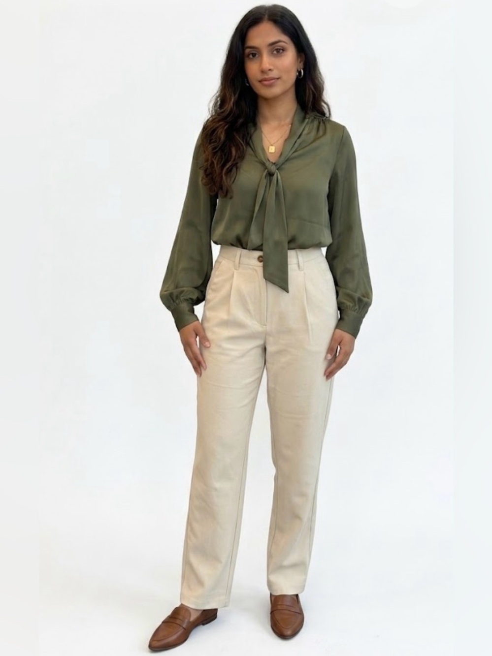 Abercrombie and Fitch Women’s Cream Trousers